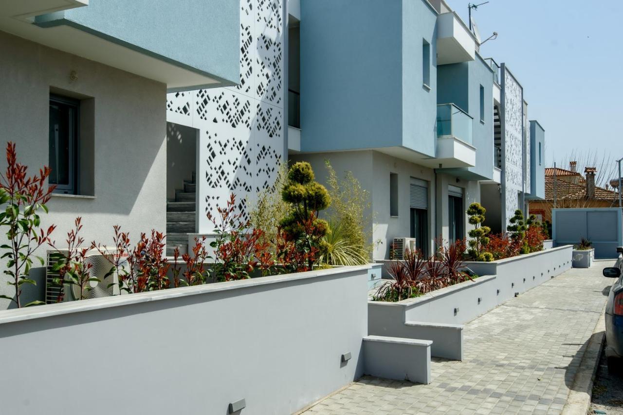 Itaka Studio Apartments - Halkidiki Suites Com Nikiti  Exterior foto