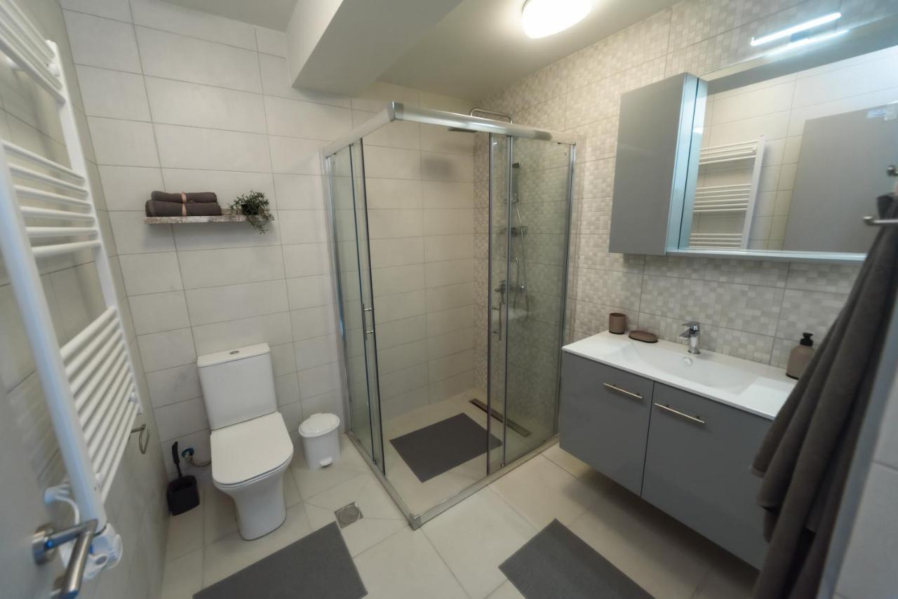 Itaka Studio Apartments - Halkidiki Suites Com Nikiti  Exterior foto